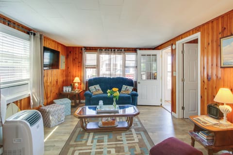 Hampton Vacation Rental | 3BR | 1BA | 762 Sq Ft | 2 Steps to Enter