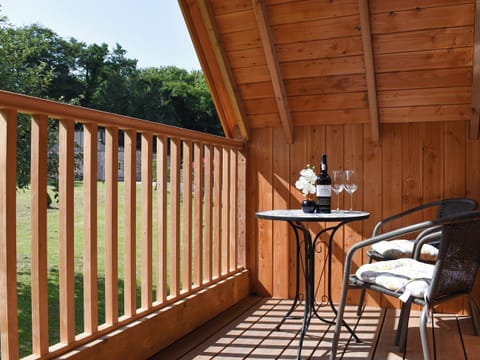 Sitting out area | The Bee Hive, Forton, near Chard