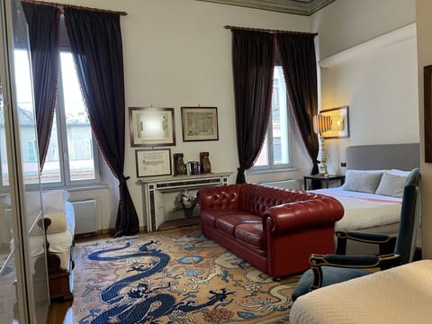 Junior Studio Suite | Frette Italian sheets, premium bedding, minibar, individually furnished