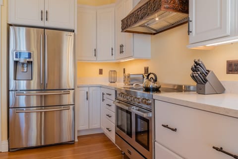 Modern Updated Kitchen with Stainless Steel Appliances