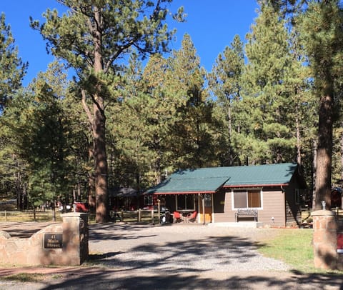 Located in the heart of Greer Az