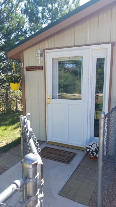 Welcoming private entrance