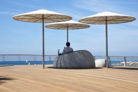 Sundeck