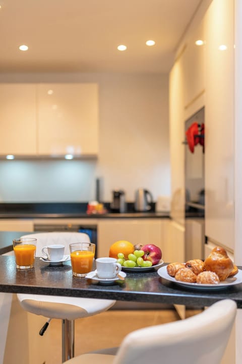 Deluxe Apartment, 3 Bedrooms, Lake View (Third Floor) | Private kitchen | Fridge, microwave, oven, stovetop