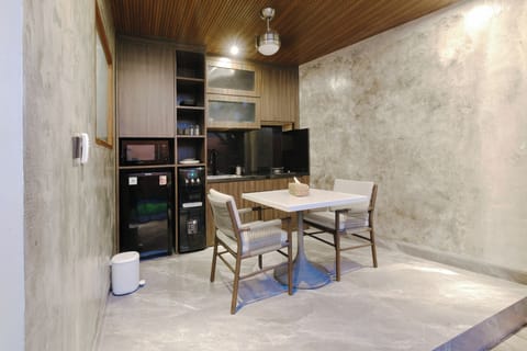 Luxury Villa | Private kitchen | Full-size fridge, microwave, stovetop, coffee/tea maker