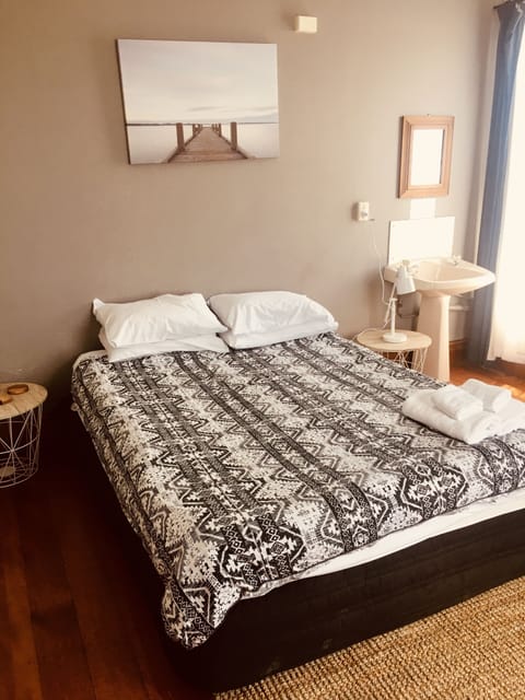Double Room | Free WiFi, bed sheets