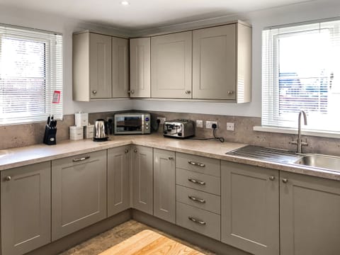Kitchen | Brynich Villa, Brecon