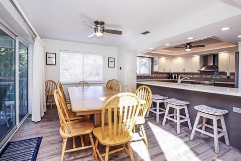 Sol Mate Dining Area