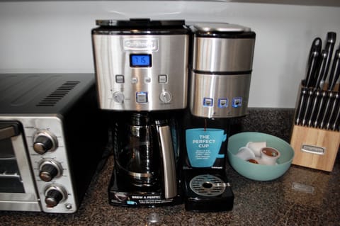Combined Keurig and full size coffee maker with Starbucks starter pack!