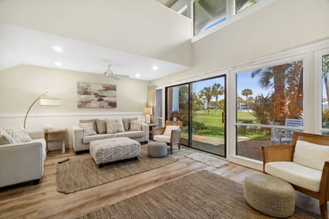 10-web-or-mls-22400-front-beach-rd-unit-22