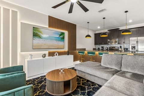 3150 Pequod Place (2).jpg