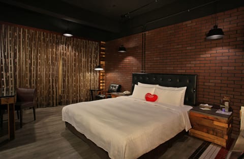 Standard Double Room | Individually decorated, individually furnished, desk, free WiFi