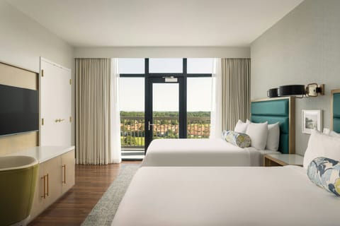Executive Suite, 2 Queen Beds, Balcony, Resort View | Premium bedding, pillowtop beds, in-room safe, desk