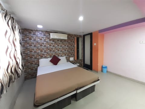 Deluxe Room | Free WiFi