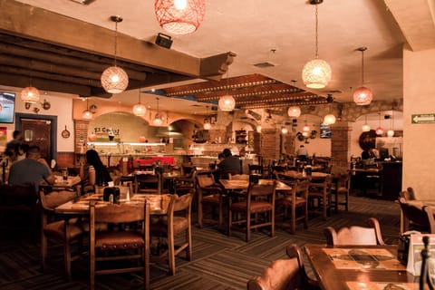 Breakfast, lunch, dinner served; Mexican cuisine 