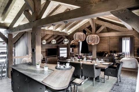 Chalet | Living area | Smart TV