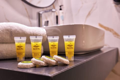 Iron/ironing board, free WiFi