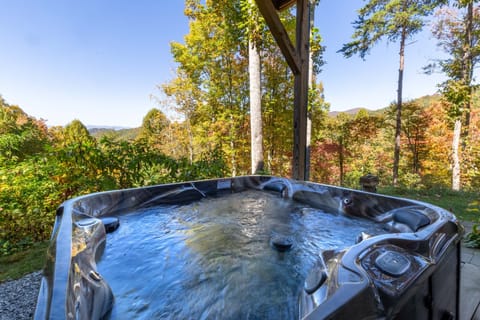 Hot Tub - Outdoor hot tub looking at the view