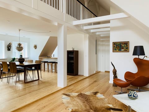 Exclusive Apartment | Living area | Flat-screen TV