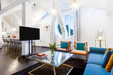 Luxury Apartment, 3 Bedrooms, Non Smoking, 2 Bathrooms | Living area | 40-inch Smart TV with satellite channels