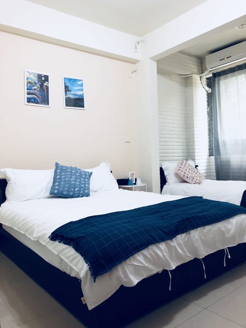 Comfort Triple Room | Blackout drapes, free WiFi, bed sheets