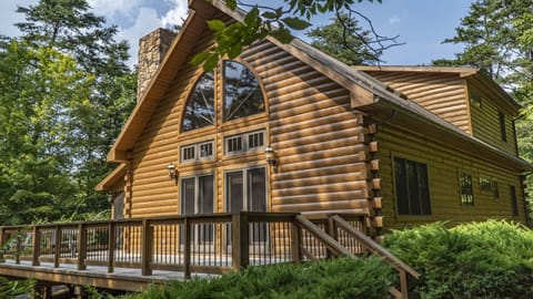 Beautiful Lake Getaway