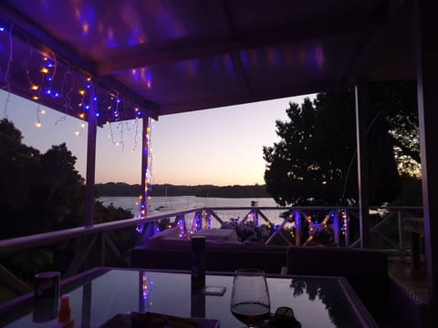 Sun downer time