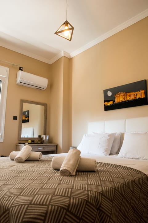 Luxury Apartment | In-room safe, blackout drapes, soundproofing, iron/ironing board