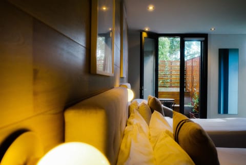Deluxe Queen and Single (Private Balcony) | Iron/ironing board, free WiFi, bed sheets