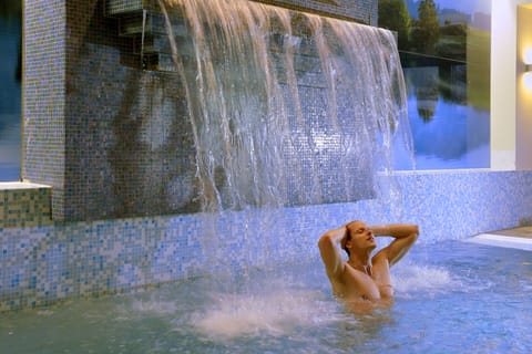 2 indoor pools, seasonal outdoor pool, pool umbrellas, sun loungers