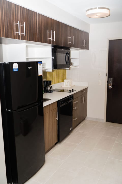 Fridge, microwave, coffee/tea maker