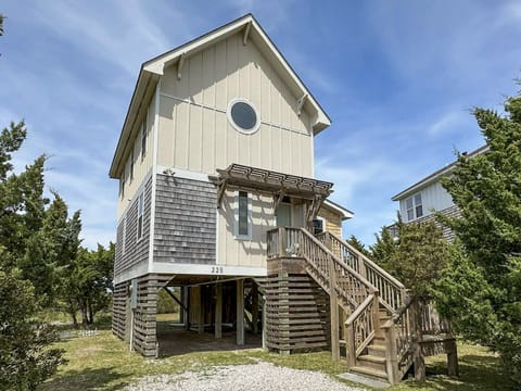 Welcome to Beach Nut Bungalow