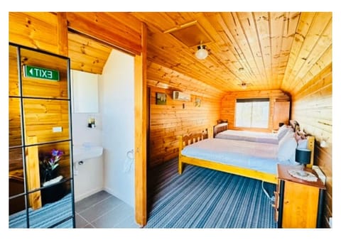 2 Bedroom Chalet | 2 bedrooms, blackout drapes, WiFi (free), individually furnished