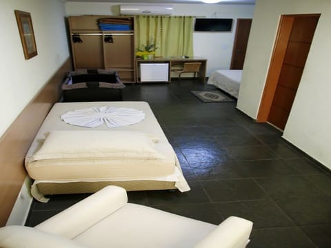 Superior Double Room | Minibar, desk, free WiFi, bed sheets