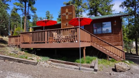 Hilltop Cabin welcomes all.