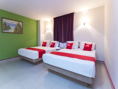 Premium Suite | WiFi (free), bed sheets