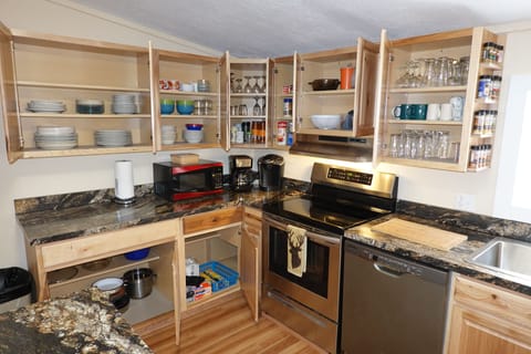 Dishes Glasses Microwave keurig & automatic drip coffee maker Spices