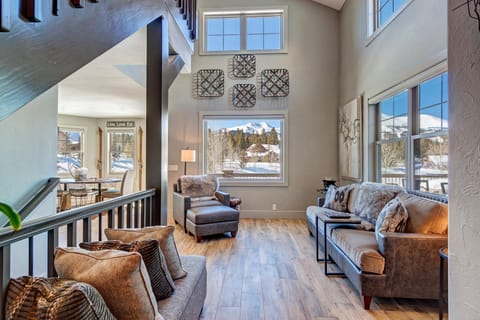 Living Area - Creekside Escape - Breckenridge Vacation Rental