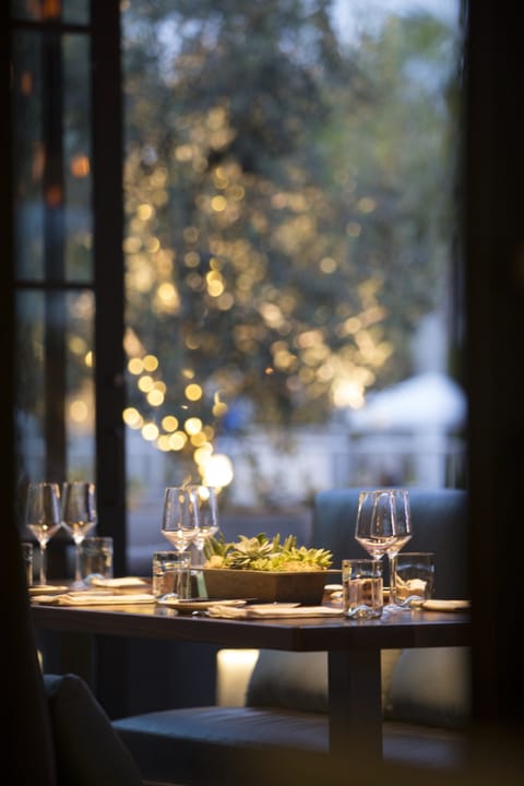 Breakfast, lunch, dinner served; Californian cuisine 