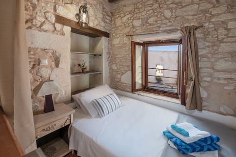 Traditional Villa, Multiple Bedrooms, Private Pool | 5 bedrooms, laptop workspace, iron/ironing board, free cribs/infant beds