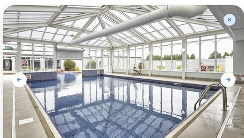 Chalet | Pool | Indoor pool, outdoor pool