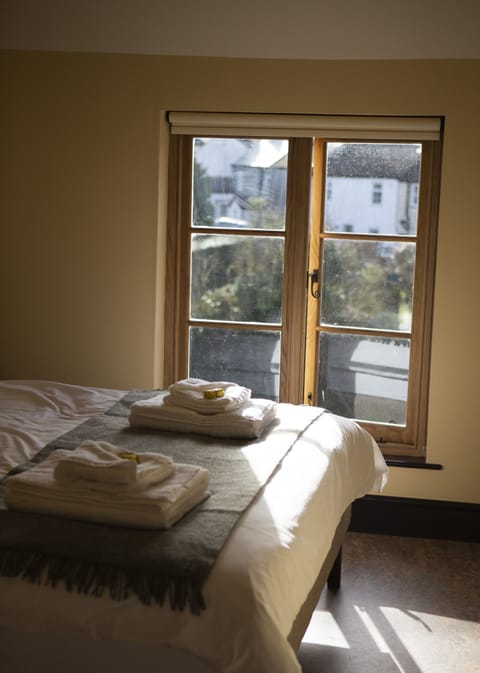 Deluxe Double Room, Ensuite, River View (Room 2)