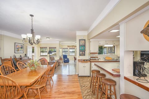 Plenty of seating for you and your party.