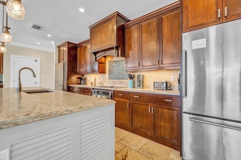 Kitchen view 4 - lower level