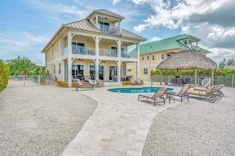 Back Exterior view 1