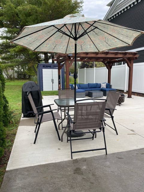 New solo fire pit , bring your own wood