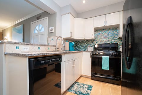 fully equipped kitchen