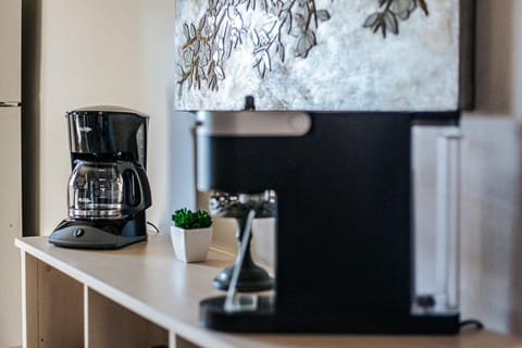 Apartment, Private Bathroom (The Serendipity Suite) | Shared kitchen