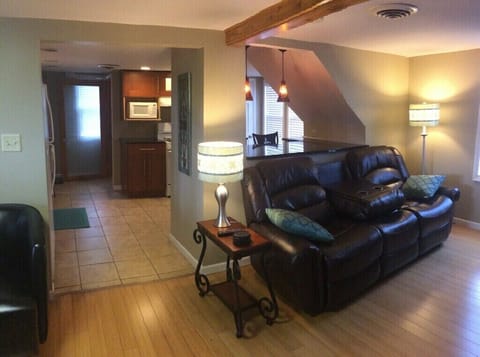 To request a video of this apartment Text to:  (219)  309-5800