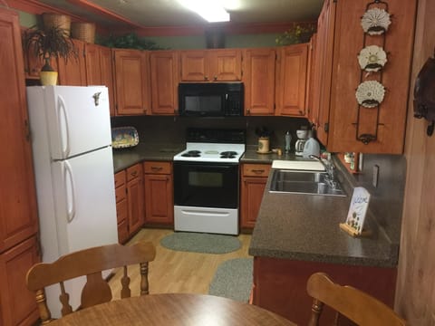 Fully equipped kitchen